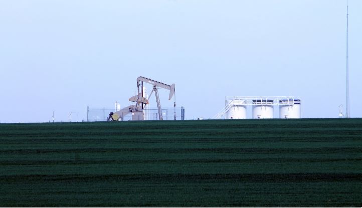 الكويت: الحوار مع السعودية بشأن المنطقة المقسومة مازال مستمرا