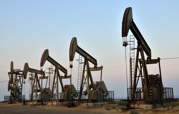 أنواع الآبار النفطية