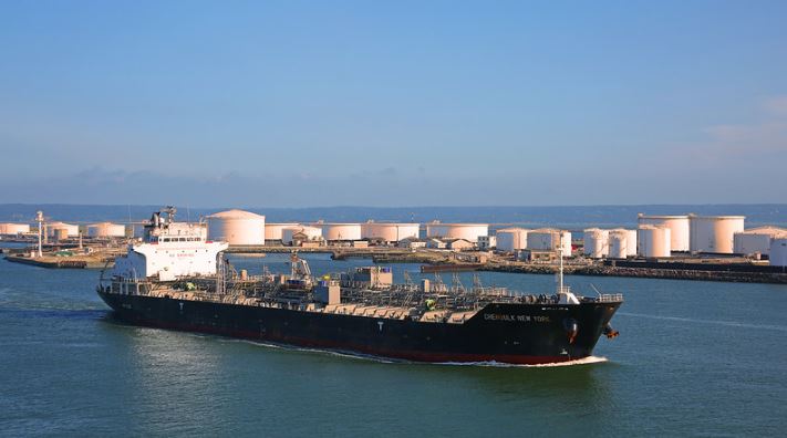 وسائل نقل النفط والغاز