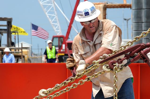 هل اقتربت الولايات المتحدة من تحقيق الاستقلال التام في مجال الطاقة؟