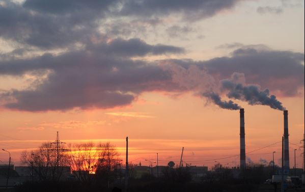 أضرار استخراج النفط الصخري على البيئة