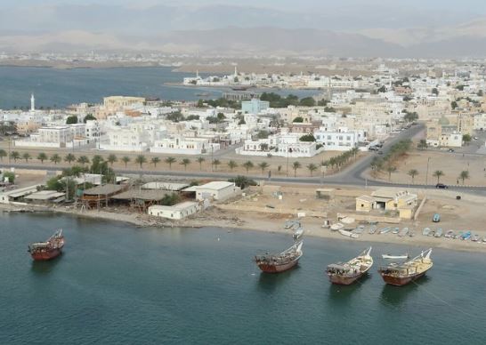 سلطنة عمان تبيع جزء من شركة كهرباء ضمن سلسلة بيع أصول لها بهدف دعم خزائنها