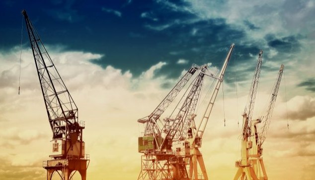 تحسين إنتاج الآبار النفطية